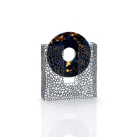 http://www.k-artjewelry.com/files/gimgs/th-125_이영임_공존 에스에이.jpg